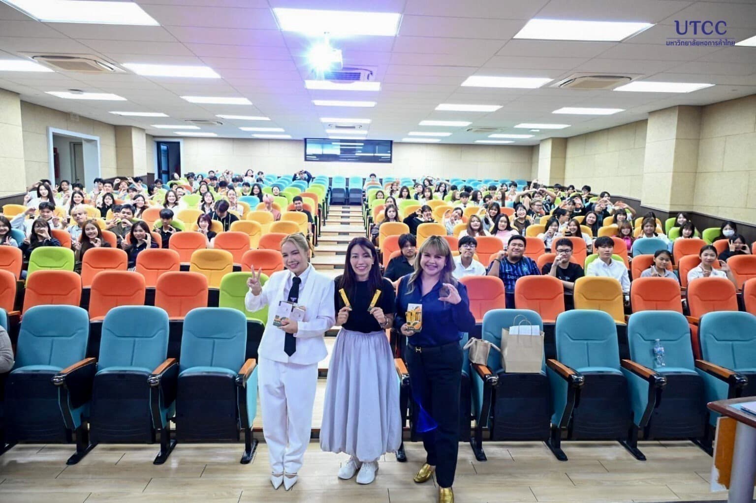 WIS Marketing Group ผนึกกำลัง ม.หอการค้าไทย และ C2 Vitamin Jelly เปิดเวที C2 Creative Funnel Marketing Contest 2026 นักศึกษากว่า 200 คนร่วมประชันไอเดีย